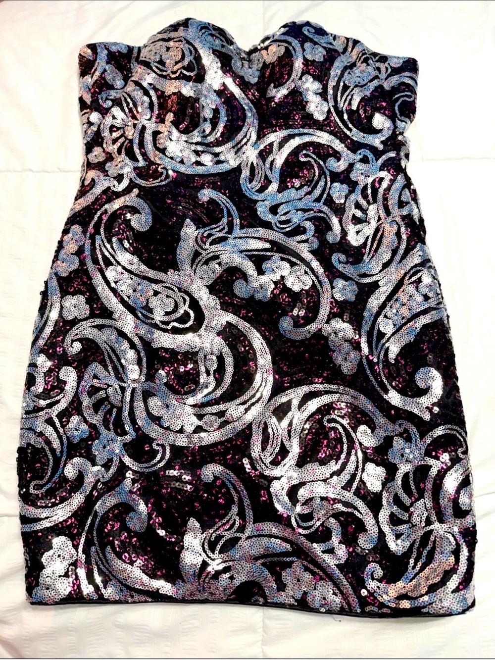 Strapless Sequin Bodycon Dress in Black , Silver, and Purple Mini Dress size 6